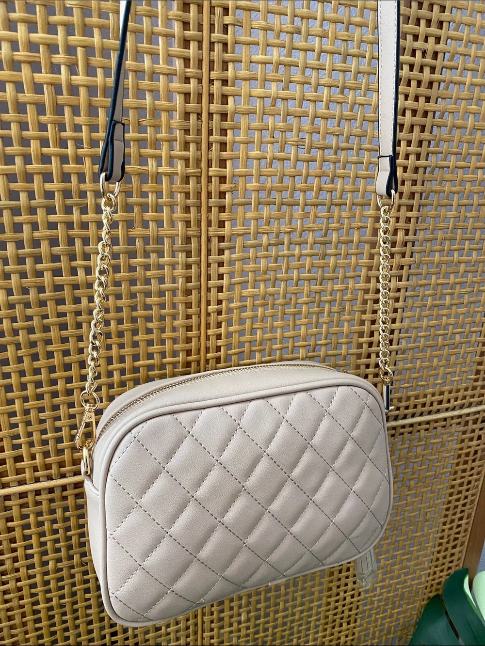 Women's Quilted Crossbody Bag in Beige